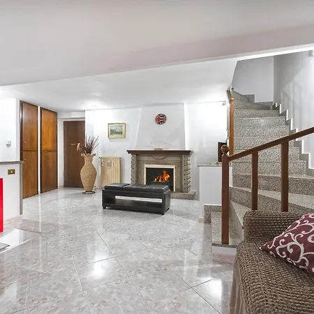 Al Rifugio Nel Borgo Apartment *